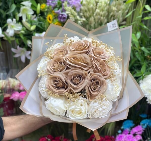 Artificial rose bouquet