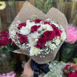 بوكيه ورد ابيض و احمر